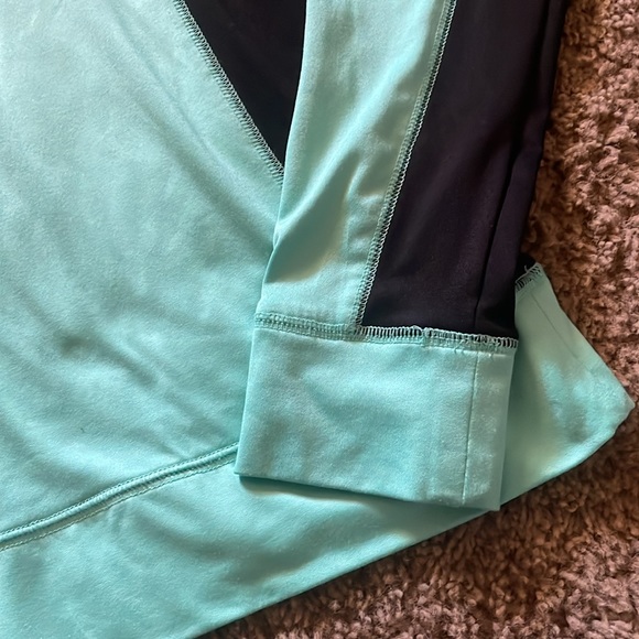 PINK Victoria Secret Ultimate green with black trim 1/4 zip front top Sz Large - Picture 2 of 10